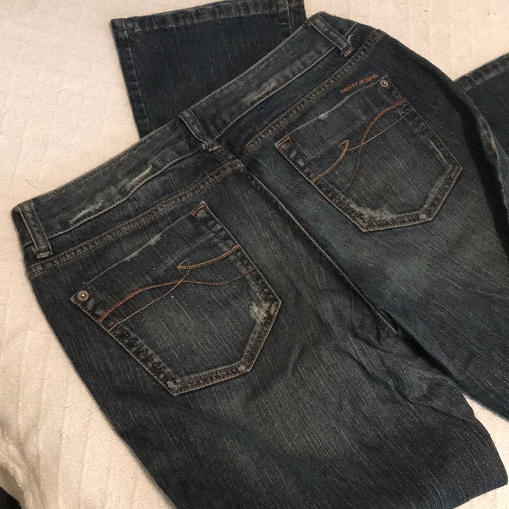 DKNY jeans medium-dark denim. Booty boost pocket placement
